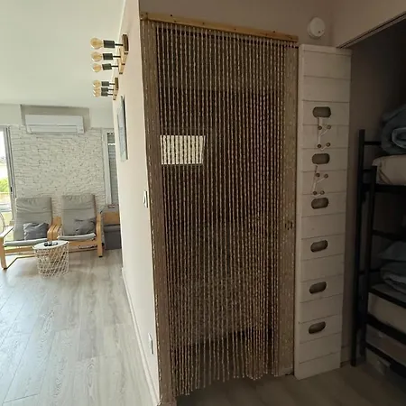 Simple Basic One Bedroom With Pool And Tennis At The Entrance Of Tropez